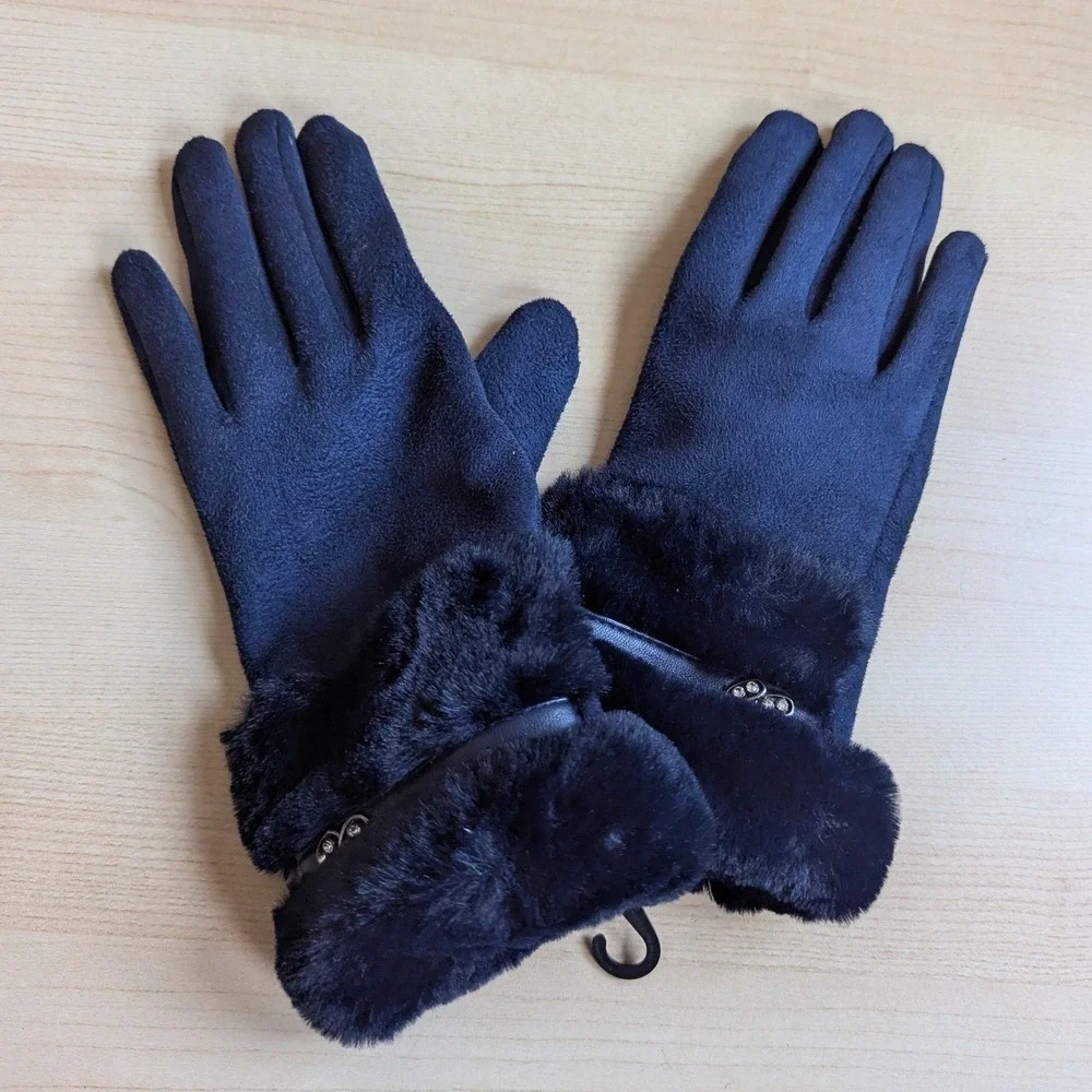 Navy Blue Faux Suede Gloves with Faux Fur Cuffs and Rhinestone Charm NWOT